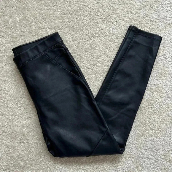 Free People Black Faux Leather Pants Women’s Size 25 Urban Outfitters Polyester - Picture 10 of 16